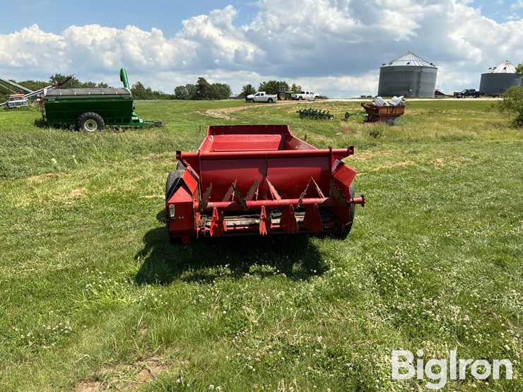 2013-new-holland-185-image-6