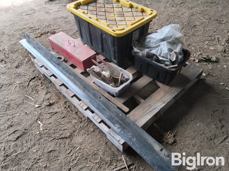 case-misc-planter-parts-image-3