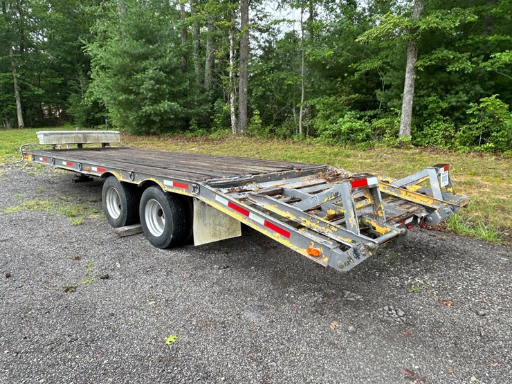 #31-•-1986-cz-tandem-axle-equipment-trailer-image-3