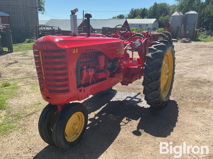 massey-ferguson-44-image-1