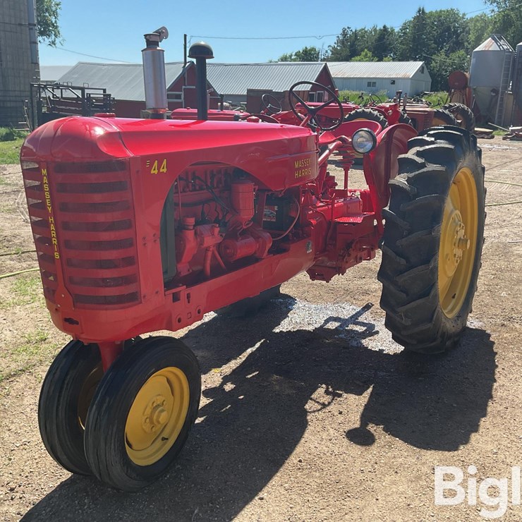 MASSEY-FERGUSON 44