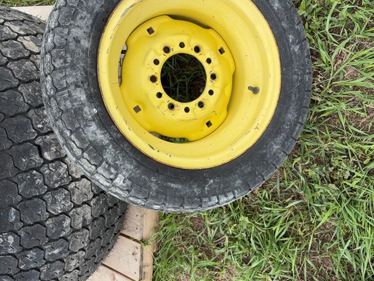 galaxy-turf-tractor-tires-&-rims-image-18