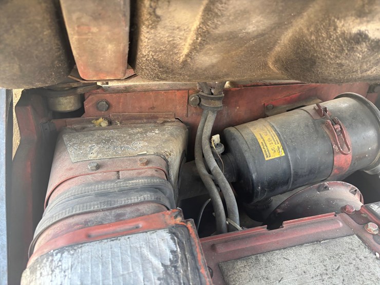 #2246-•-baker-forklift-image-42