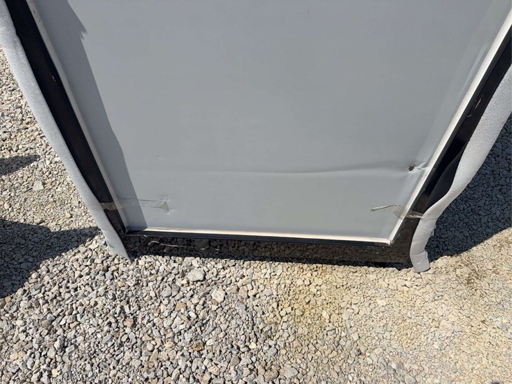 new-mobile-double-toilet-image-7