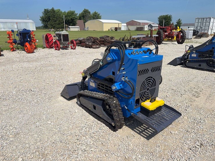2026-zjg-zj-380-tracked-mini-skid-steer-loader-image-4