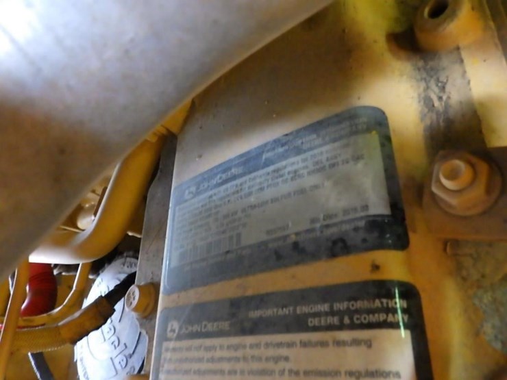 2016-deere-850k-image-32