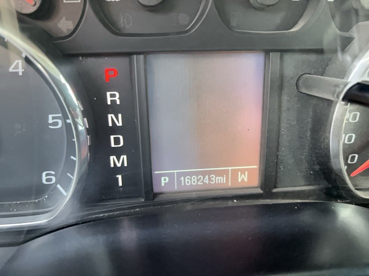 2016-chevrolet-2500-image-19