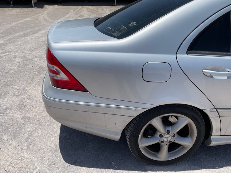 #162-•-2005-mercedes-c230-kompressor-(clean-nm-title)-image-29