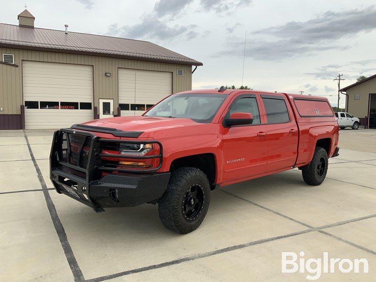 2018-chevrolet-silverado-1500-image-1