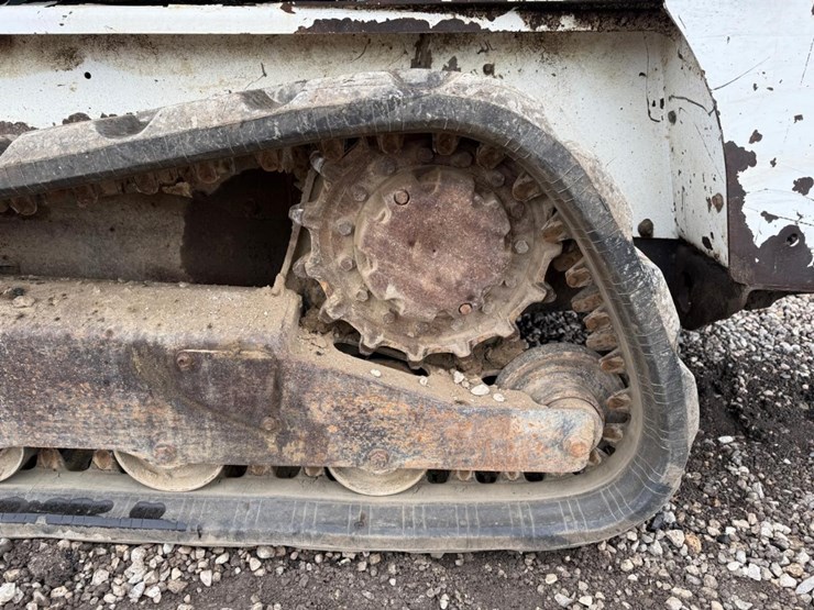 bobcat-t450-image-18
