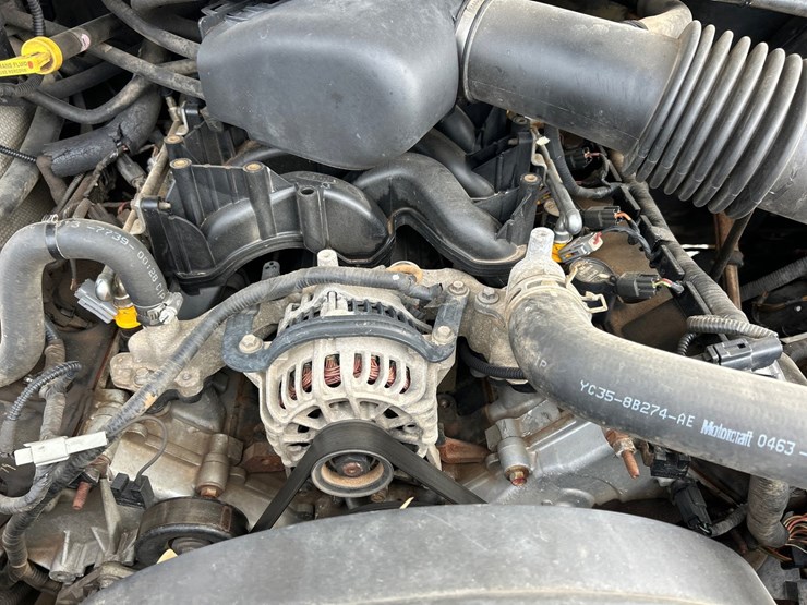 2003-ford-f350-image-40