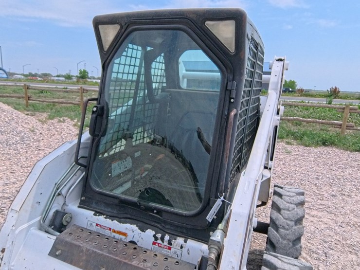 2008-bobcat-s175-image-14