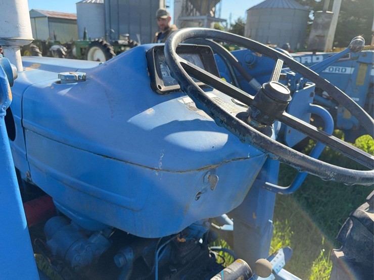 ford-tractor-image-14