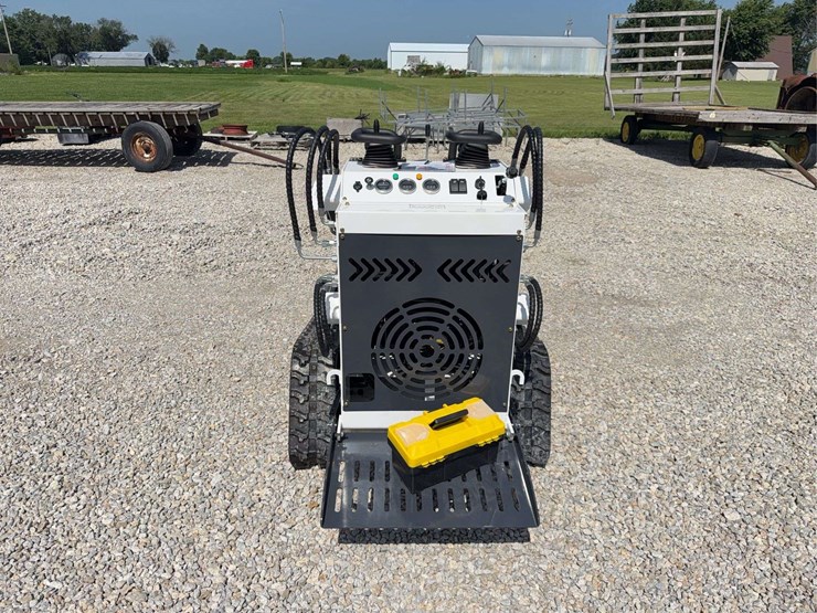 2026-zjg-zj-380-tracked-mini-skid-steer-loader-image-5