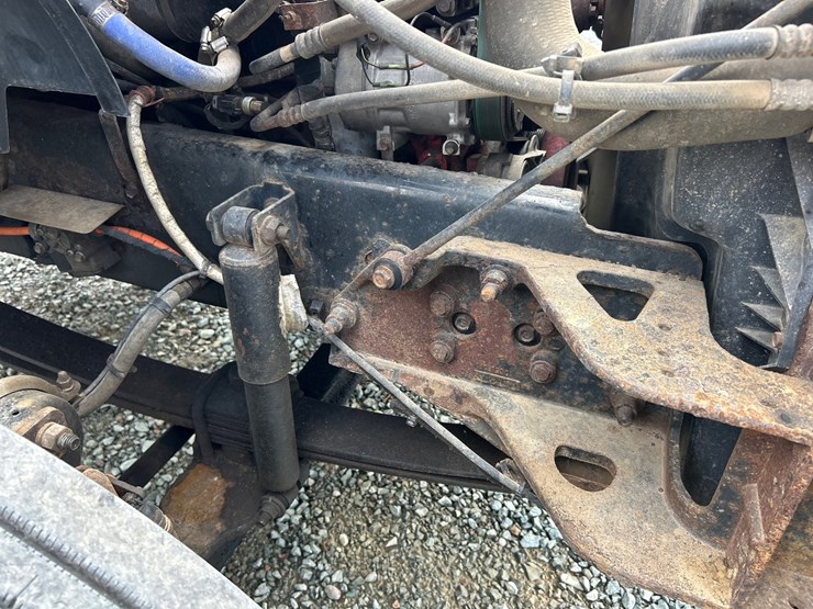 ford-f750-image-25