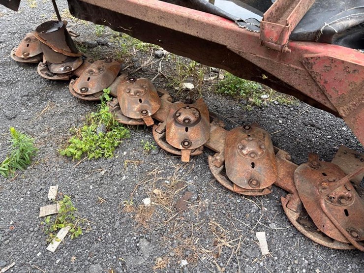 new-holland-616-image-3
