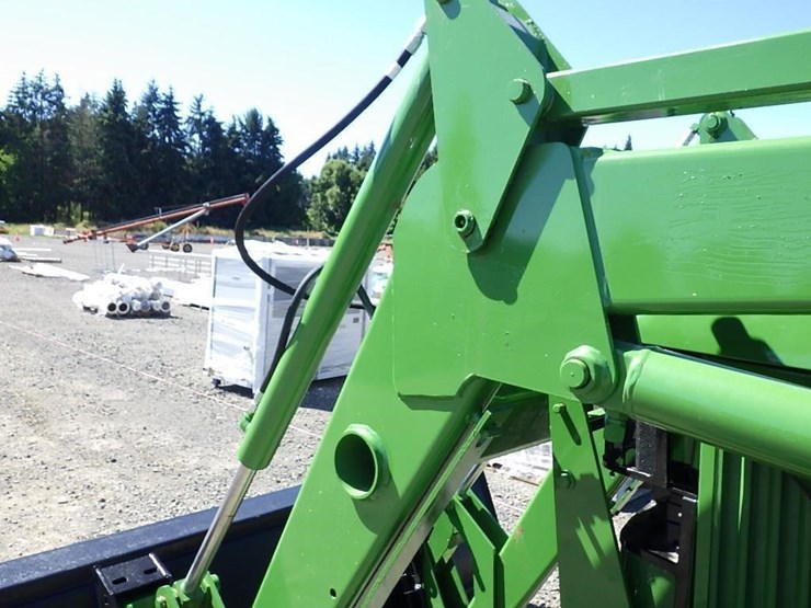 john-deere-tractor-loader-image-12