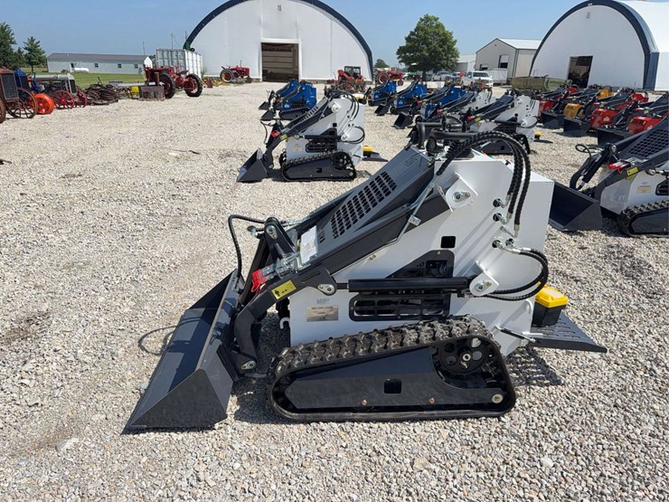 2026-zjg-zj-380-tracked-mini-skid-steer-loader-image-3