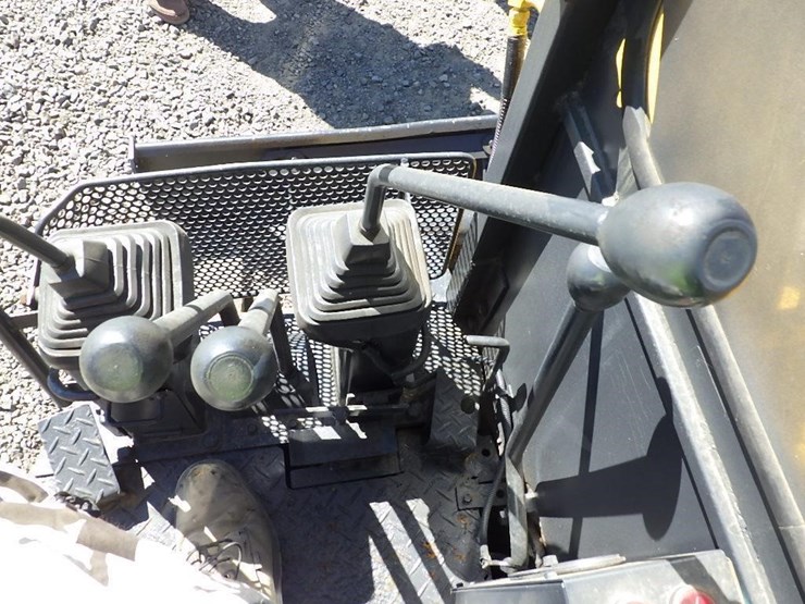 komatsu-pc28uu-image-33