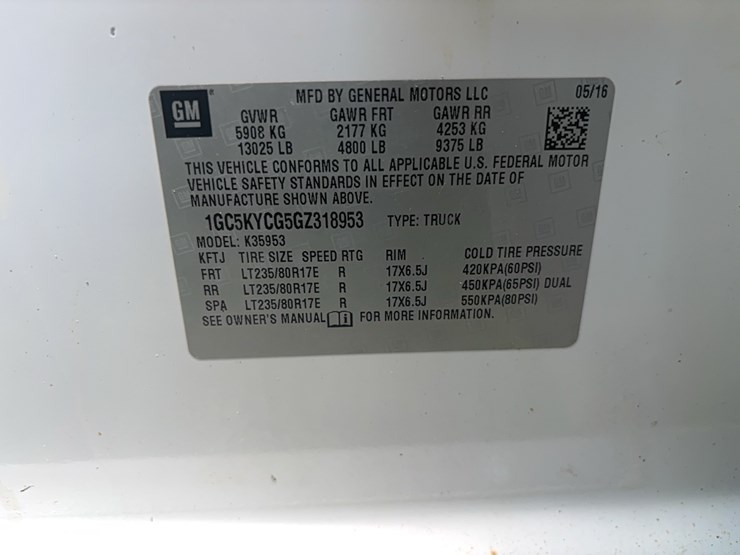 2016-chevrolet-2500-image-22