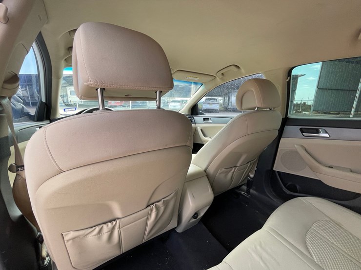 #160-•-2015-hyundai-sonata-(clean-tx-title)-image-59
