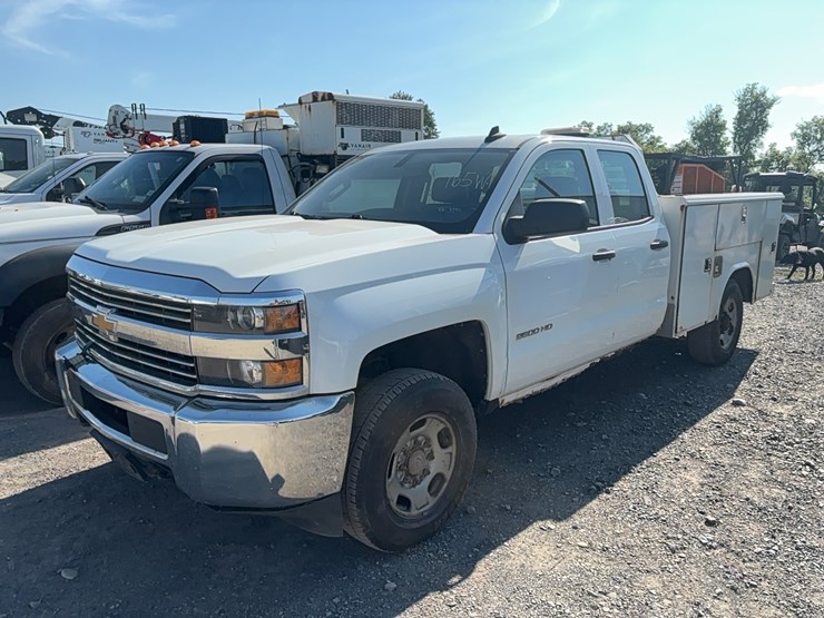 2016-chevrolet-2500-image-1