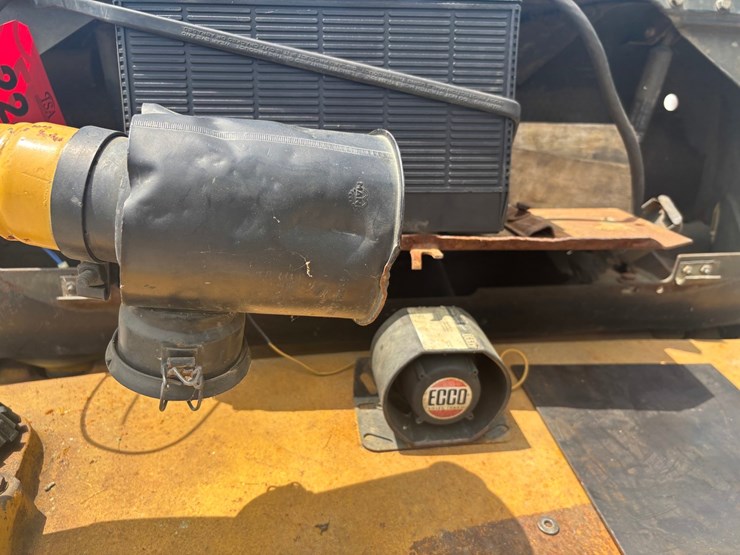 #2246-•-baker-forklift-image-48