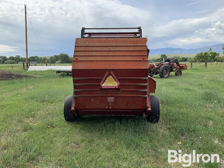 new-holland-846-image-6