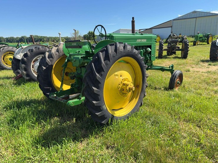 john-deere-mt-image-2