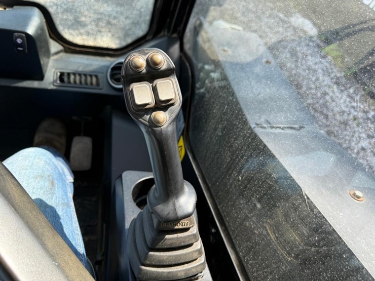 jcb-300t-image-20