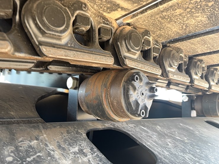 caterpillar-320gc-image-10