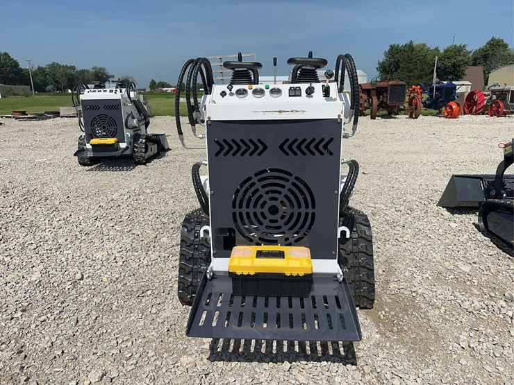 2026-zjg-zj-380-tracked-mini-skid-steer-image-5