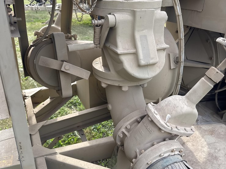 1985-barnes-us612-600-gpm-portable-pumping-unit-image-13