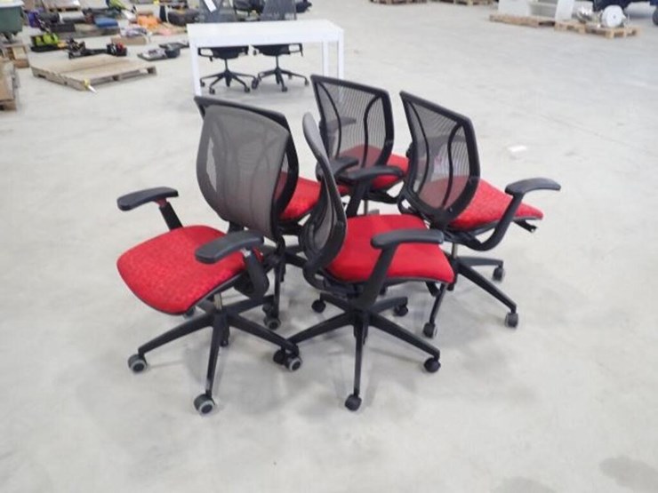 qty-of-(5)-desk-chairs-image-3