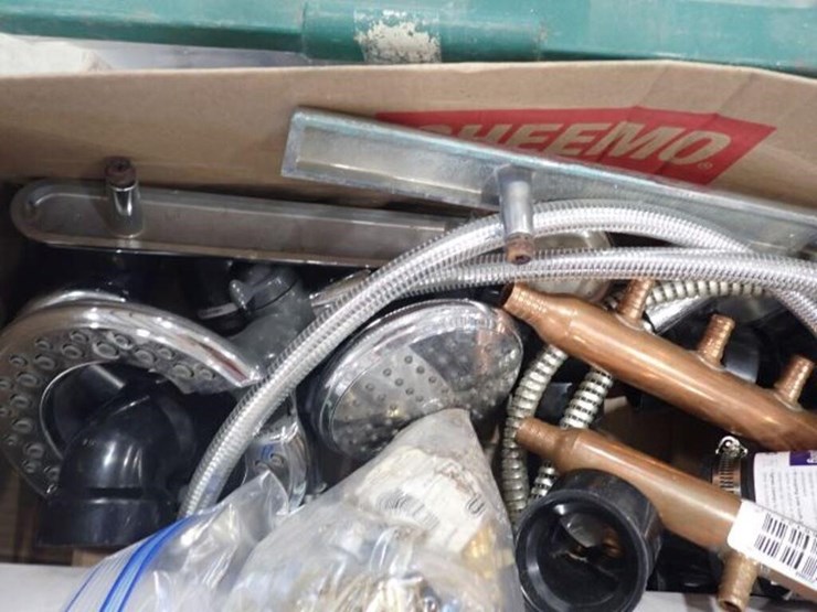 unused-plumbing-supplies-image-18