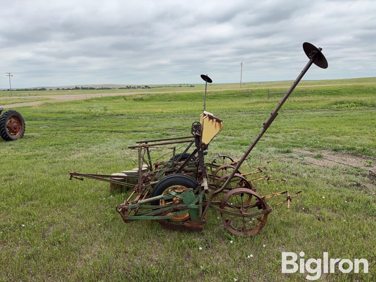 john-deere-4r30-planter-image-8