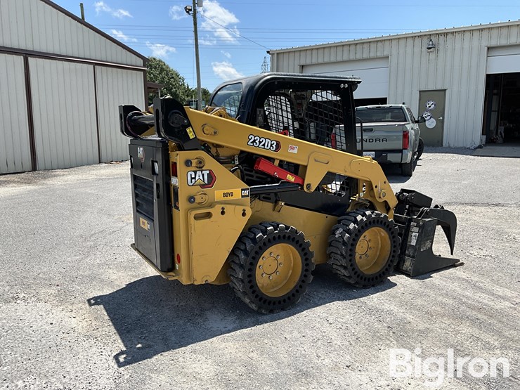 2023-caterpillar-232d3-image-5
