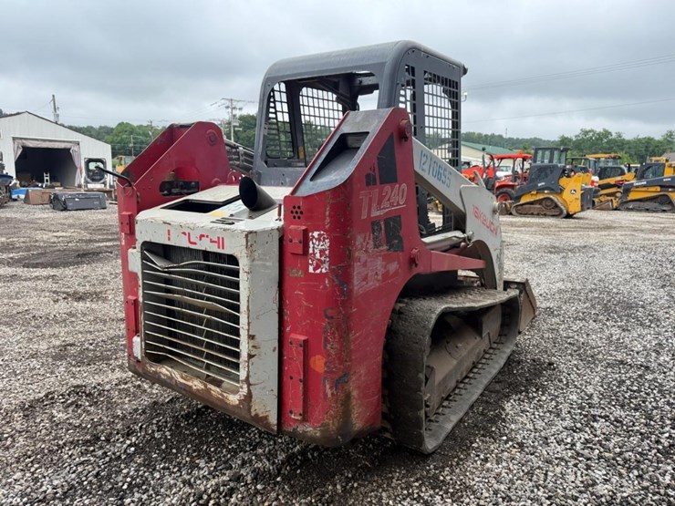 takeuchi-tl240-image-4