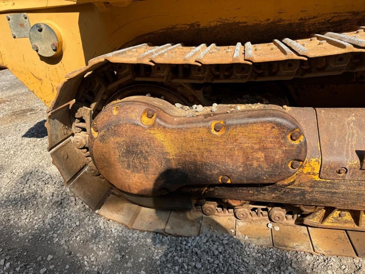deere-655c-image-12