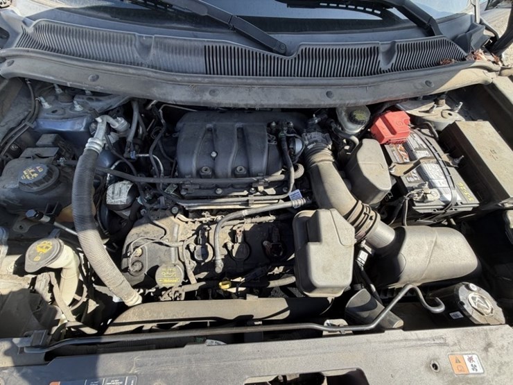 2013-ford-explorer-image-15