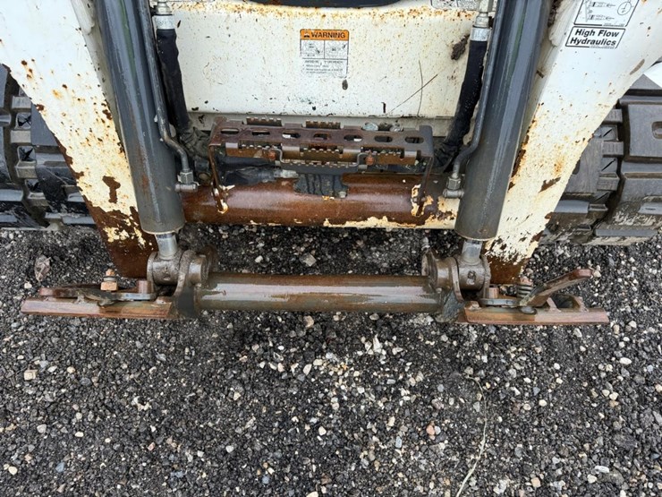 2015-bobcat-t650-image-10
