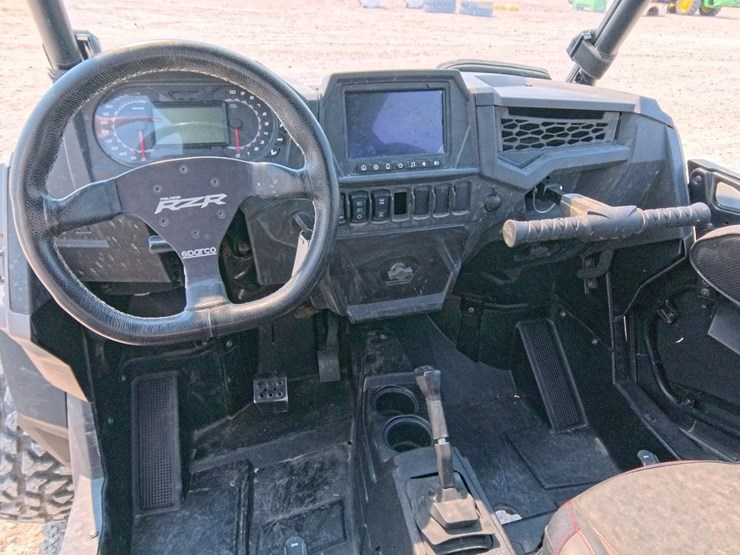 #1086-•-2019-polaris-rzr-turbo-s-image-18