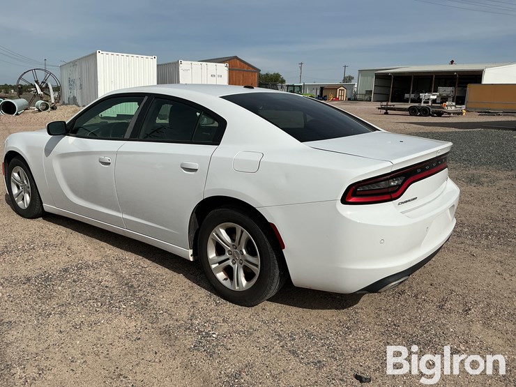 2018-dodge-charger-sxt-4-door-sedan-image-7