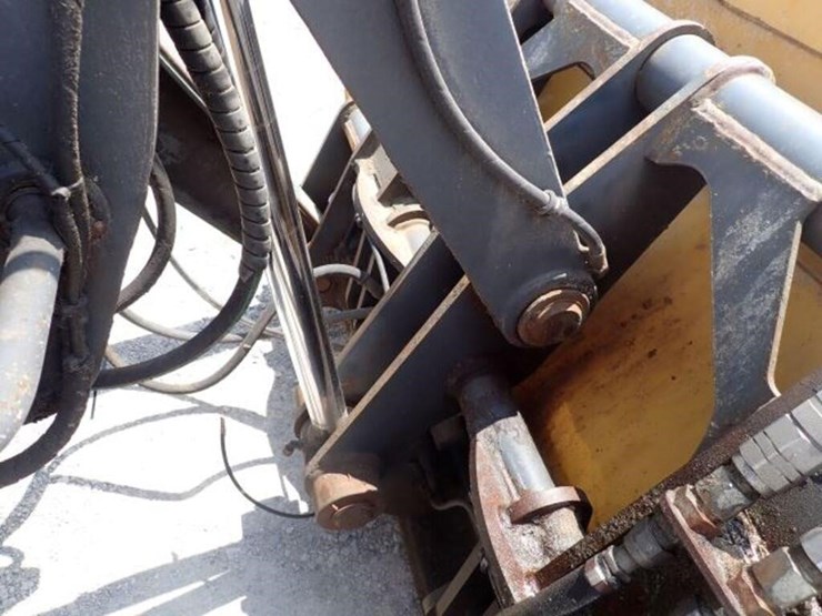 2009-deere-310sj-image-53