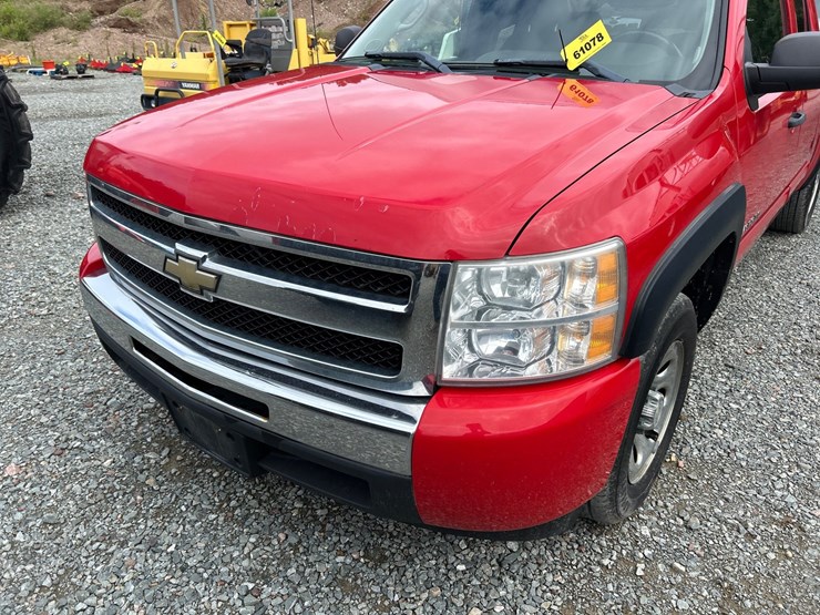 2011-chevrolet-1500-image-9