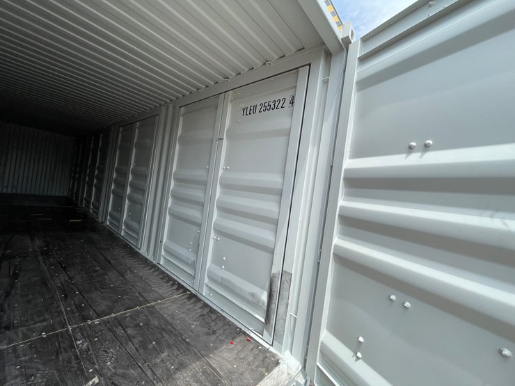 #103-•-40'-high-cube-container-image-11