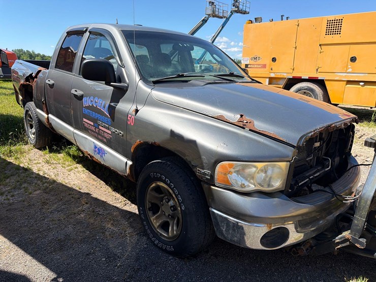 2005-dodge-1500-image-5