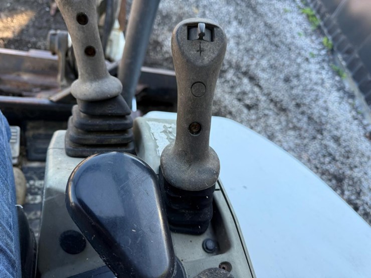 bobcat-e50-image-21