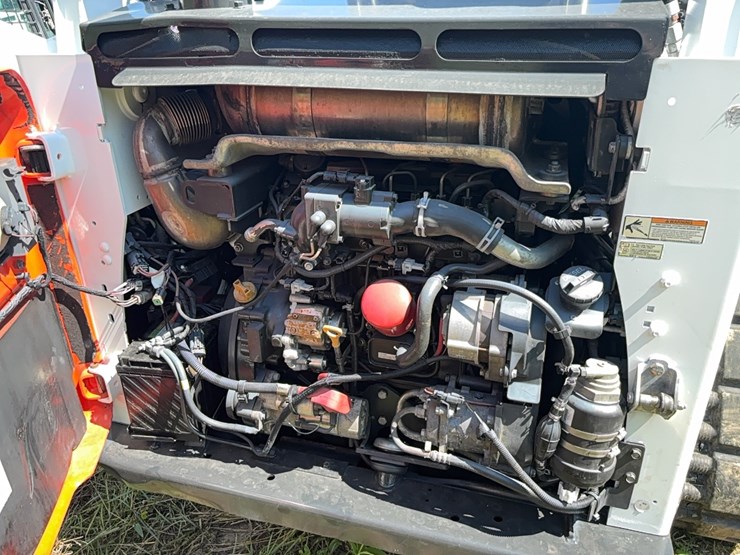 2019-bobcat-t870-image-5
