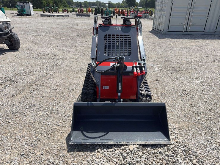2026-zjg-zj-380-tracked-mini-skid-steer-loader-image-9